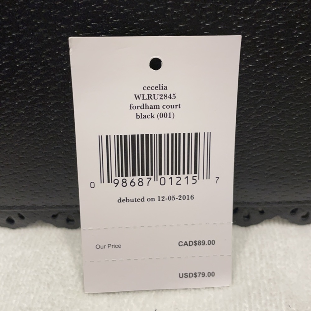 Sold! Kate Spade ♠️ leather scalloped card holder! - Picture 7 of 7